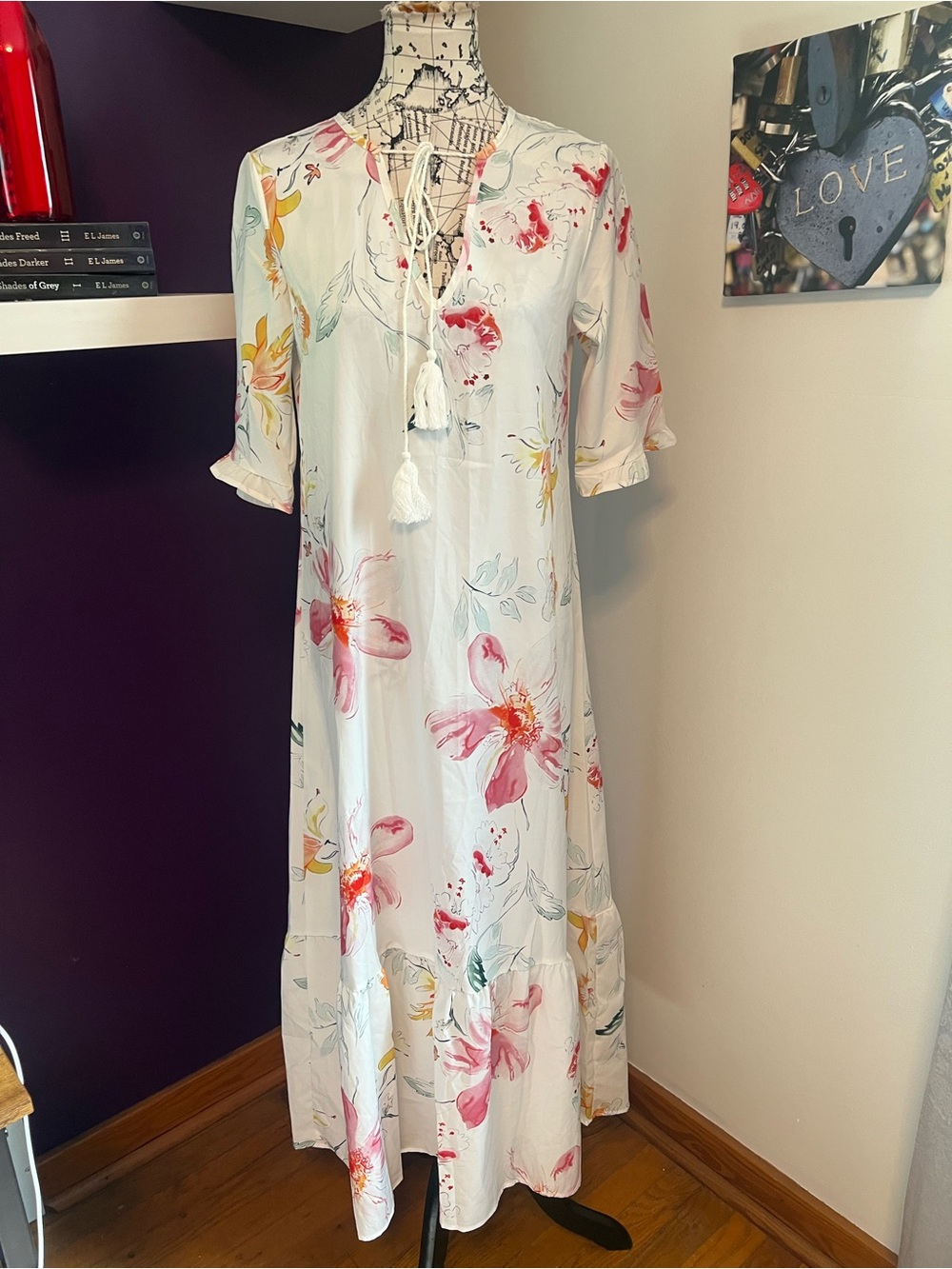 Noracora Floral Tie-Neck Maxi Dress in White and Pink NWT
